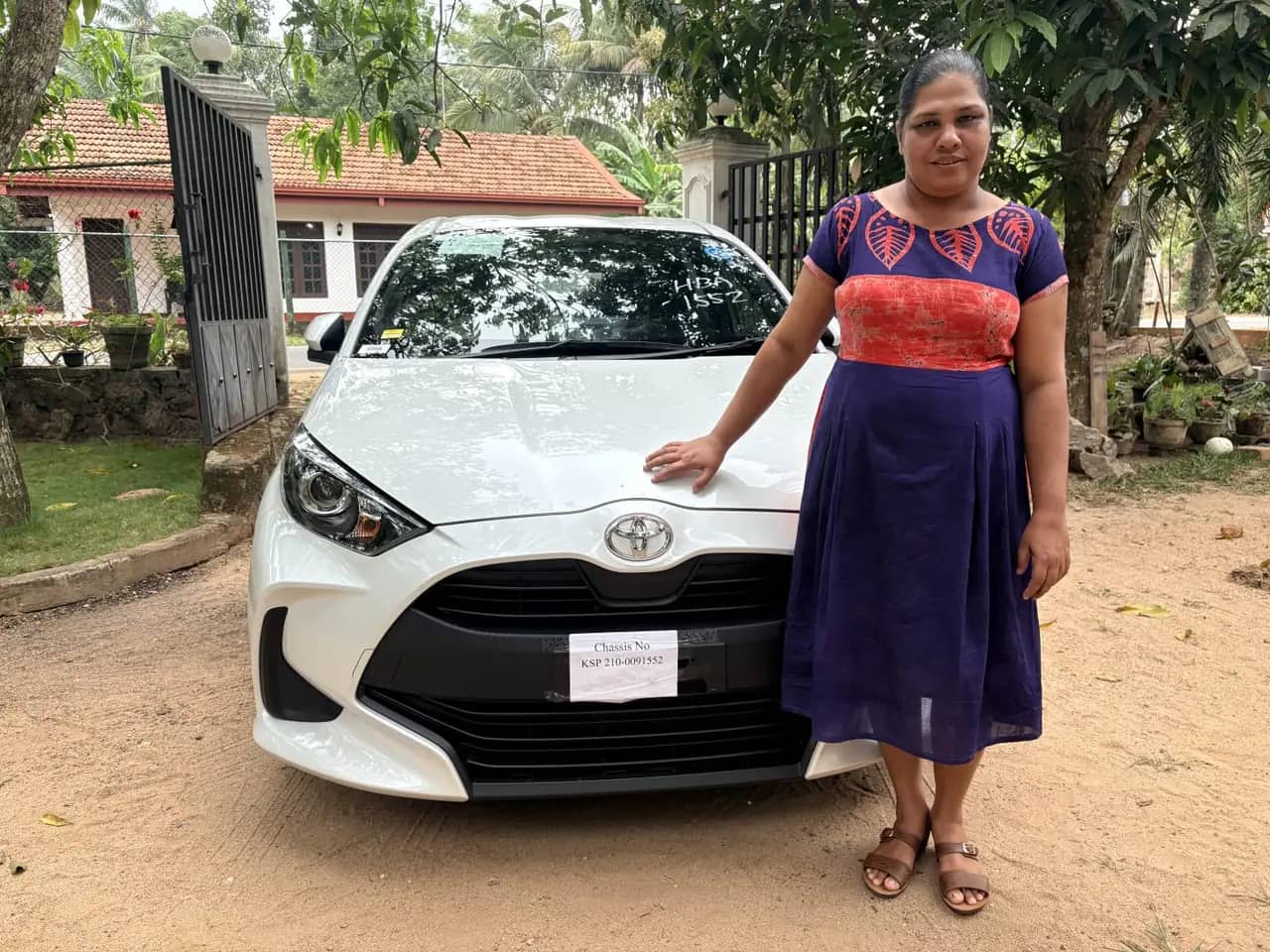 Genuine Automobiles customer with a delivered vehicle, photo 21