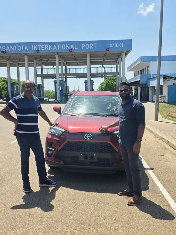 Genuine Automobiles customer with a delivered vehicle, photo 36